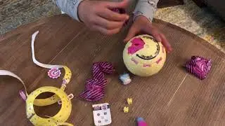 Opening a new Confetti Pop Lol