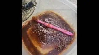 Porque a roda ronca