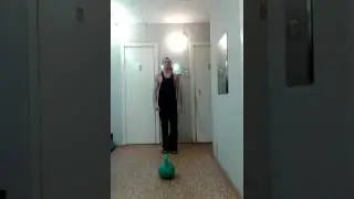 ПОДНЯЛ ГИРЮ 32 КГ .