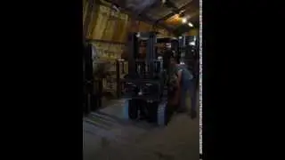 Вилочный погрузчик Трехсекционная мачта, свободный ход