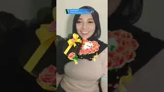 Hijab cikgu emang mantap !!