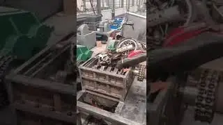 Double Shaft Metal Shredder/Motorcycle Bicycle Shredder