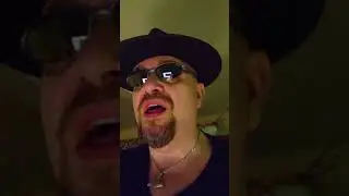 Øyvind Jensen synger Elvis