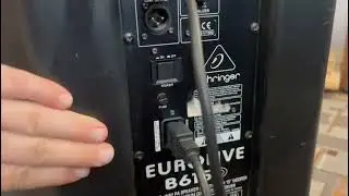 Behringer b615d