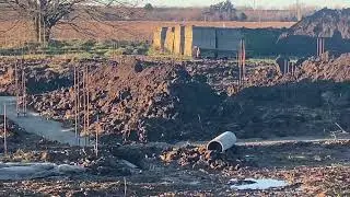 21.12.21.Залили фундамент.  Поездка в Бауцентр.  Падал первый снег.