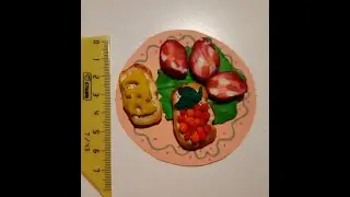Лепим кукольное праздничное угощение.