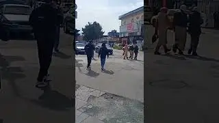 возле базара 