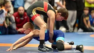 U15 Alexander Tounousidis (SWE) vs Viktor Skomarovskyi (UKR) 38kg final! Greco-roman boys wrestling.