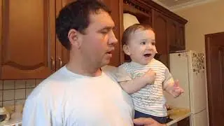 Как все начиналось 10 лет назад! Говорить не может, а как поет!!! ОГОНЬ