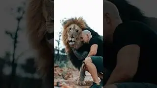 The Lions know that I’m not that strong!💪🏼🦁