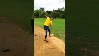 What a bowling 😱😱 amazing bowling action .#shorts