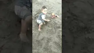 Anak Pantai lucu