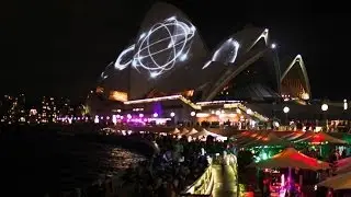 Beautiful Vivid Sydney 2014 Time lapse #vividsydney