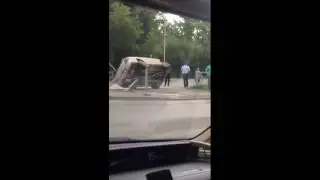 Перевернулся на Свердлова-Островского в Бердске