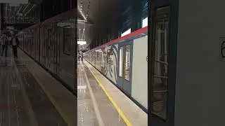 Поезд Москва-2019(81-765.2) отправляется со станции Потапово (1) г. Москва