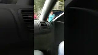 Шкуры выселяются из подъезда