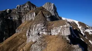 Octombrie în BUCEGI...din Bran pe Vf. SCARA pe la Turnurile Țigănești.