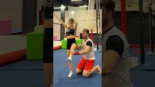 Новый выпуск «Тренировка изнутри» уже на моем канале💪😉 #чирлидинг #чирспорт #cheerleading