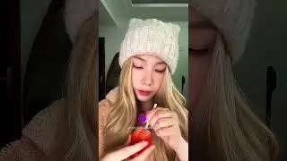 YOU'VE NEVER SEEN ANYONE EAT A STRAWBERRY LIKE THIS! 🍓🤯