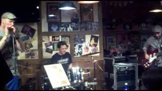 Johnny Pérez Trio + Guille + Sweet Marta - Bad Boy