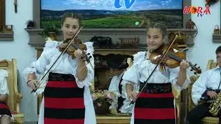 TEODORA SI DANA TIMIS GEMENELE  Bine-ti place vinu tie   instr.  vioara