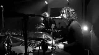 The Dead Weather - Looking At The Invisible Man (Live from Third Man Records)