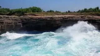 Ombak  Besar di Pulau Bali