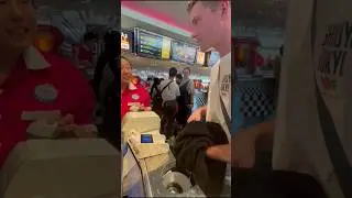 Trying to order food in Japanese