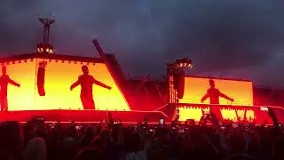 BIG OPENING ROBBIE WILLIAMS Live in Munich August 27th 2022