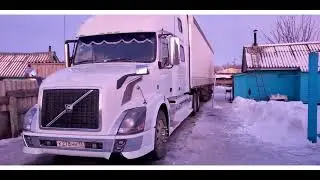 Замена датчика пламени на мокрой автономки 14ТС 10 на Volvo VNL 780.
