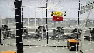 Дрон для доставки комплекта первой медицинской помощи