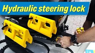 How to Keep Your Outboard Motor Straight When Trailering