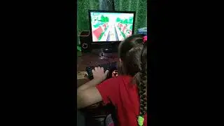 Игра мультик Хулиганы на скейтах .Вот где она собирает бабки.