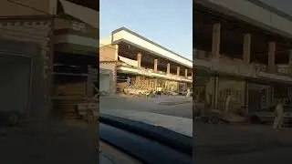 Жизнь у магазинов. Едем в сторону Ташаула, Ташкентская область, Юкоричирчикский район, Узбекистан.