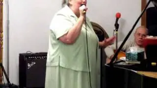 Pam singing " I got the Keys to the Kingdom