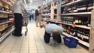 HOW ANIMALS DO SHOPPING - NASTY&EN.DRU