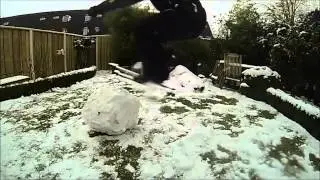 Huge Snow Ball Slowmotion  [Gopro Hero3 Black edition 240fps]