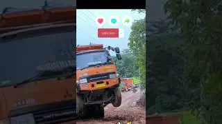 truck jump boleh 😅 #truck #mobiltruk #shorts #trukoleng #truck
