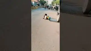 #Digital India #varanasi.  gareeb aur gareeb hote gaye . Ameer aur jada Ameer hogaye . berojgari 97%