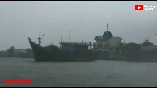 Kapal polisi di tabrak kapal nelayan !! hujan badai