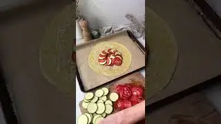 parmesan tomato zucchini #tart #easydinner #gardening #pizza #vegetarianrecipes 🍕