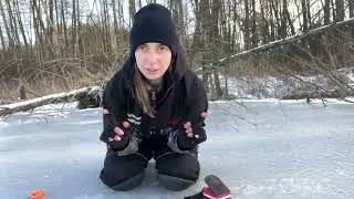 САНЯ ПРОВАЛИВСЯ ПІД ЛІД‼️ Окунь на мормишку