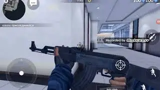 Я играю в Critical Ops . / Я не ЧИТЕР!
