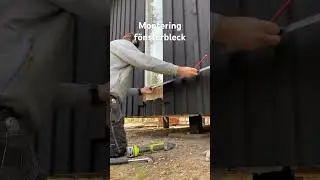 Montering av fönsterbleck på hemsnickrade fönster. 