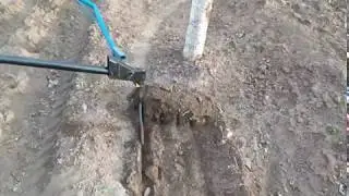 Interfilare meccanico  ( Механический приствольный нож для обработки сада и винограда )