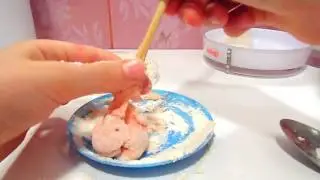 ☺ Как сделать лизуна из муки и воды
