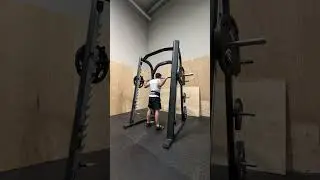 Back Squat Smith Machine