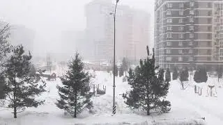 Moscow crazy weather , snow is pouring down like never before !
