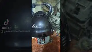 пофарбував чайник в чорний металік