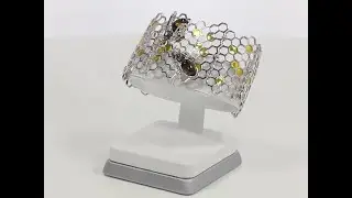 Серебряный браслет с янтарём